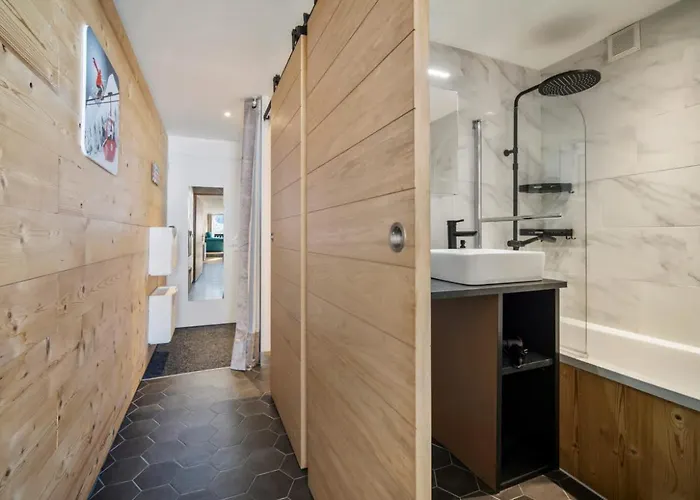 Panorama Alpineview With Ski-in Out Access 公寓